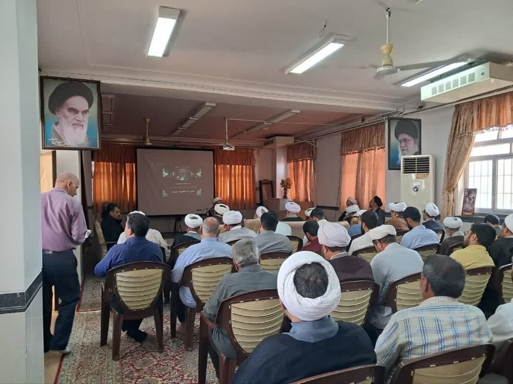 مراسم بزرگداشت خیّر نیک‌اندیش مدارس علمیه میبد برگزار شد+ تصاویر