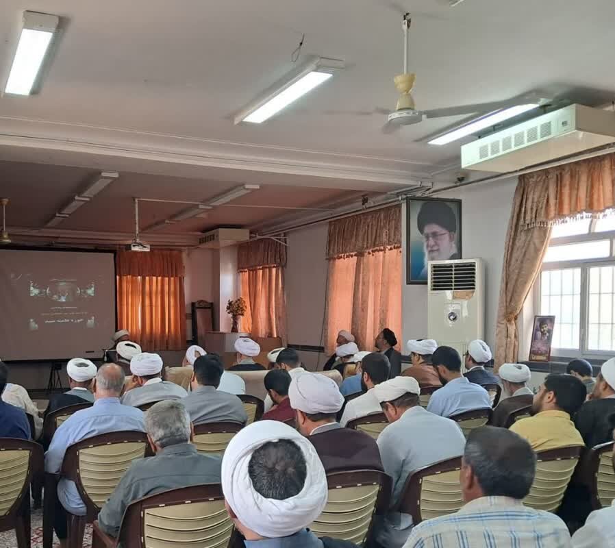 مراسم بزرگداشت خیّر نیک‌اندیش مدارس علمیه میبد برگزار شد+ تصاویر