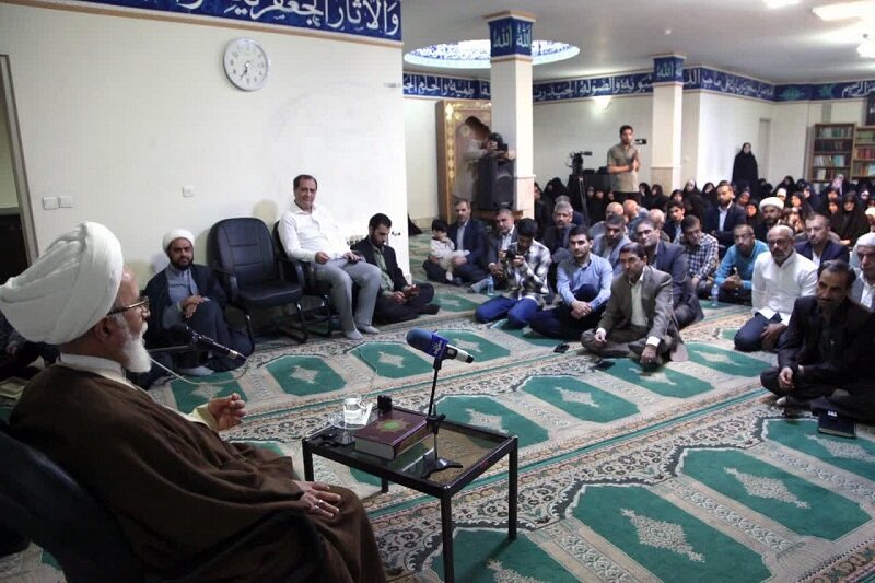 احیای نهضت جلسات قرآنی در کرمانشاه ضروری است+عکس