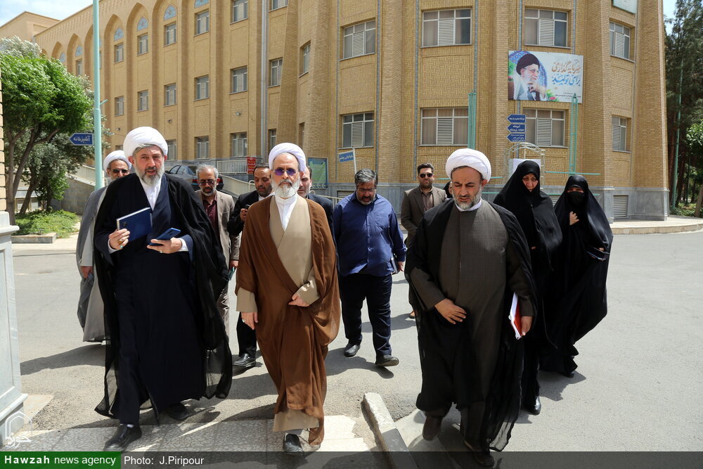 آية الله الأعرافي يؤكد أن جامعة الزهراء (ع) من أبرز إنجازات الحوزة العلمية في قم