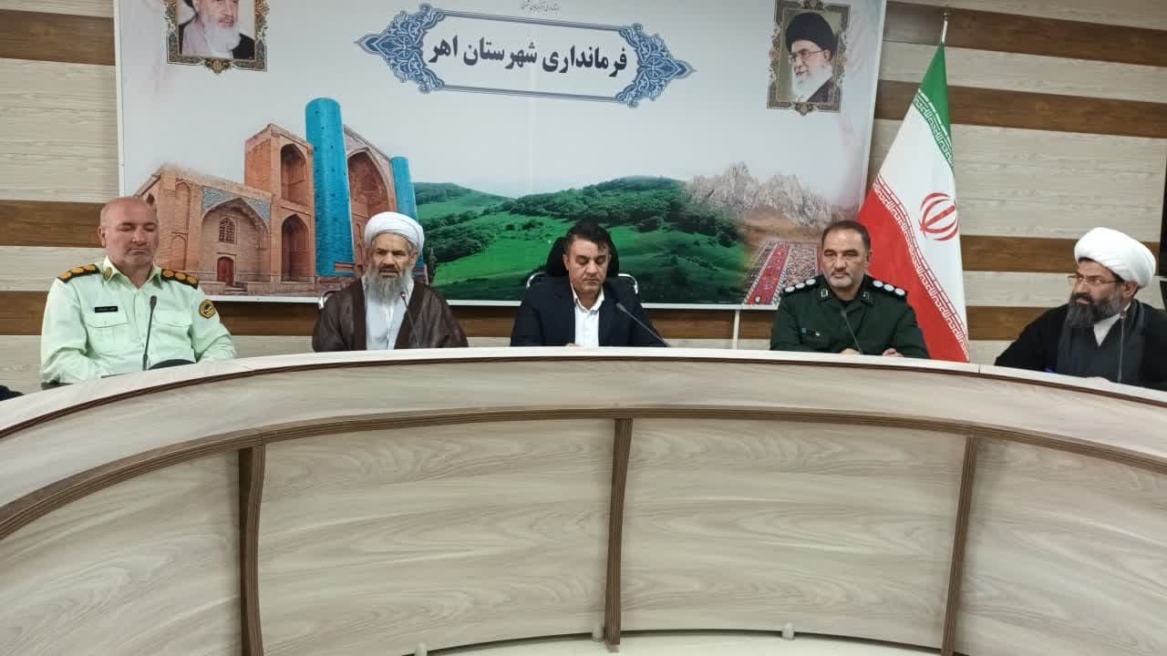 شهدای خدمت نعمت الهی برای انقلاب و مردم بودند