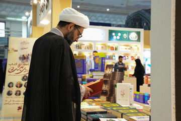 جزئیات توزیع بن‌کارت خرید کتاب در نمایشگاه کتب حوزوی خراسان اعلام شد