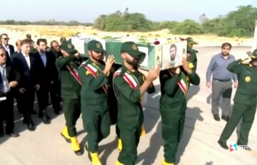 ورود پیکر شهید جوهرزاده به بوشهر