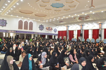 بانوان محجبه سرآمد به جامعه معرفی شوند