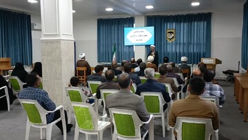 تصاویر/ نشست مشترک والدین طلاب مدرسه علمیه امام خمینی (ره) خوی با مدیران مدرسه