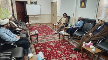 تصاویر/ جلسه دبیرخانه دومین همایش بین المللی کلمه المقاومه