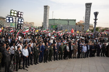 تصاویر/ مراسم بزرگداشت اولین سالگرد شهادت رئیس جمهور شهید  و شهدای خدمت