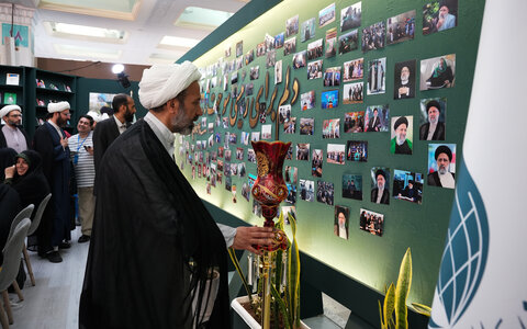 تصاویر/ بازدید مدیر، اساتید و دانش پژوهان مرکز تخصصی امام هادی علیه السلام از نمایشگاه کتاب تهران