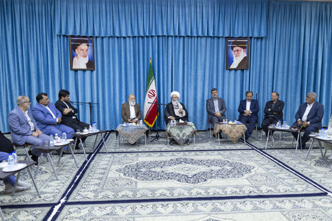 دیدار روسای شورای اسلامی کلان شهرها و شهرهای مرکز استان کشور با نماینده ولی فقیه در استان یزد