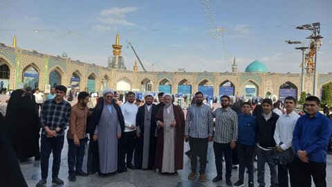 تصاویر/ اردوی زیارتی طلاب تکاب به مشهد مقدس