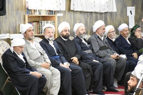 تصاویر/ آیین عمامه گذاری سنتی طلاب اهل سنت حجره امام شافعی روستا بند ارومیه