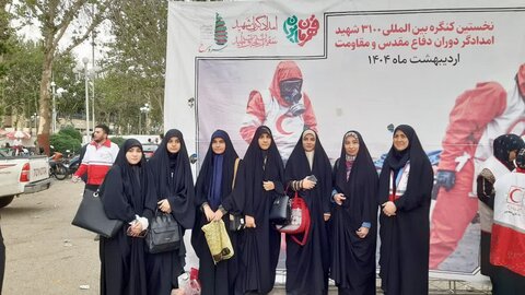 تصاویر/حضور اعضای کانون هلال احمر مدارس علمیه شهرستان ساوه در