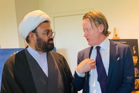 علامہ اشفاق وحیدی کی ممبر یورپی یونین سے ملاقات / بین المذاہب اور بین الاقوامی حالات پر گفتگو