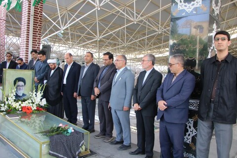 تصاویر / مراسم غبارروبی مزار شهدای خدمت در تبریز