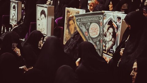 تصاویر/گرامی‌داشت سالگرد تدفین اولین شهید گمنام آران و بیدگل