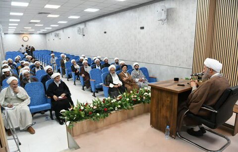 تصاویر|  اجلاسیه مدیران مدارس علمیه استان فارس