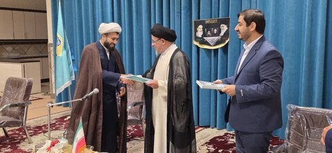 آیین اهدای احکام اعضای ستاد اقامه نماز جمعه شهرستان بناب