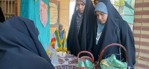 تصاویر/اردوی یک روزه نیلوفرانه ویژه دانش آموزان متوسطه اول در ساوه