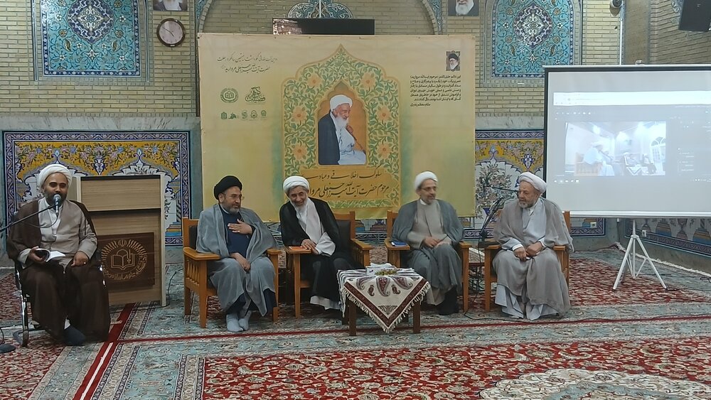 سلوک عبادی و تربیتی مرحوم آیت‌الله مروارید الگویی برای نسل امروز حوزه و خانواده است