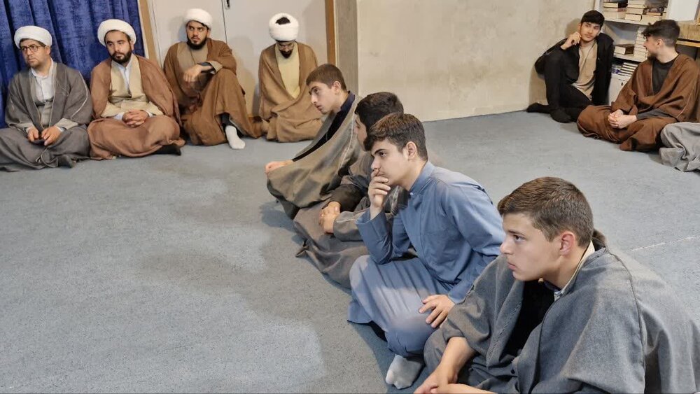 تقدیر از اساتید مدرسه علمیه درگزین