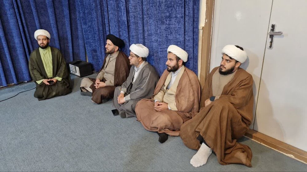 تقدیر از اساتید مدرسه علمیه درگزین