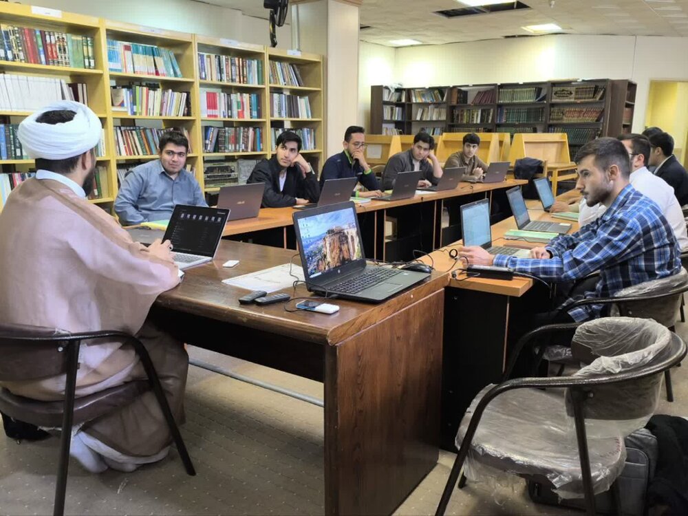 کلاس پژوهش فناورانه برای طلاب اردبیل
