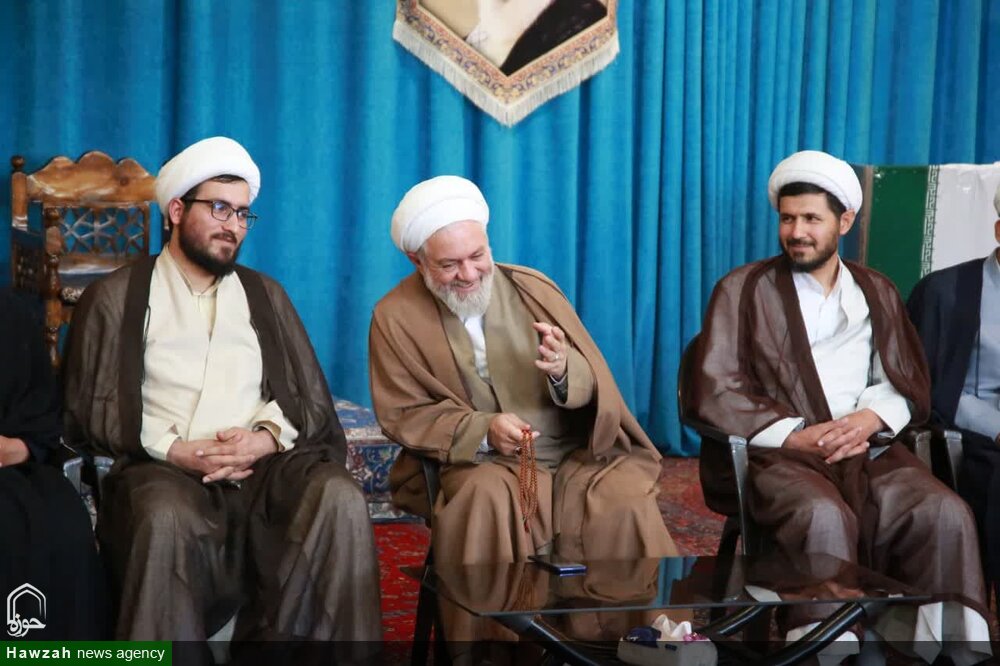 نشست هم اندیشی مبلغین اسدآبادی