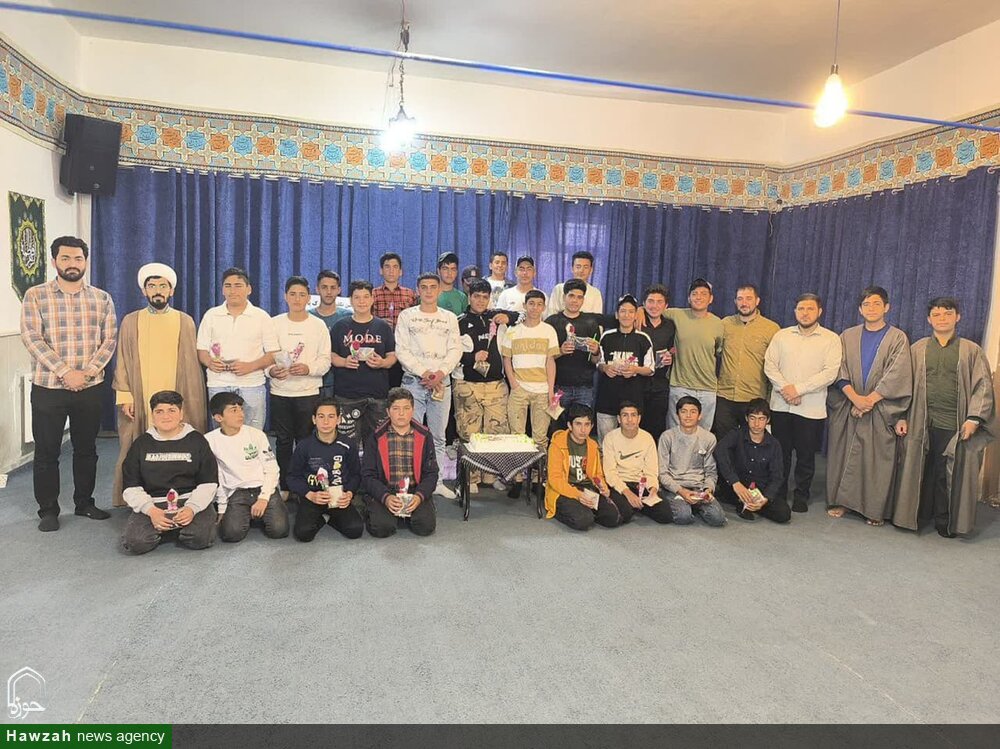 برگزاری جشن تکلیف در مدرسه علمیه درگزین+عکس