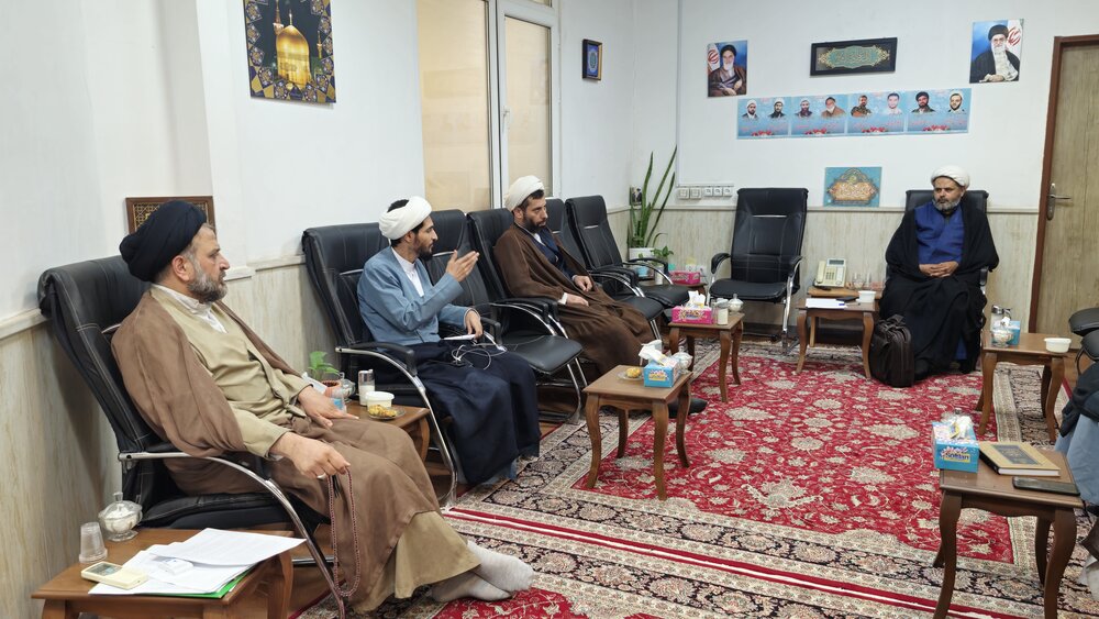 از ظرفیت حوزه علمیه خوزستان برای گسترش فرهنگ مقاومت در جهان اسلام استفاده شود