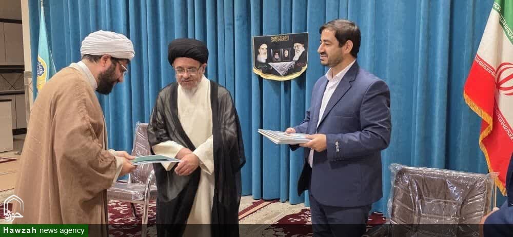 تصاویر/ آیین اهدای احکام اعضای ستاد اقامه نماز جمعه شهرستان بناب