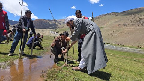ال حمیٰ لایا گرین مشن کی طرف سے کرگل میں 1 لاکھ پچیس سو سے زائد پودے لگا کر تاریخی درخت کاری مہم کا آغاز کردیا