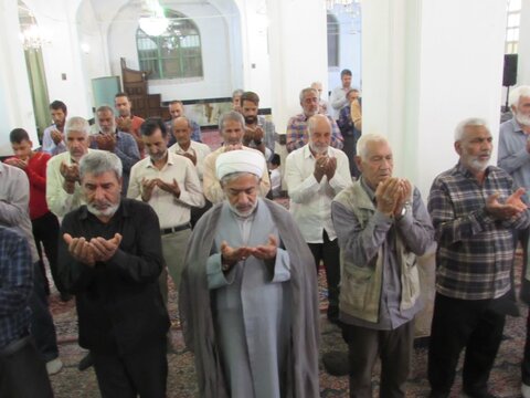 تصاویر/ اقامه نماز جمعه کاظم آباد