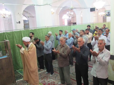 تصاویر/ اقامه نماز جمعه کاظم آباد