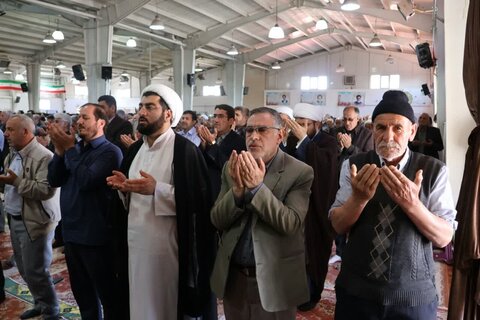 تصاویر/ اقامه نماز جمعه در مرند