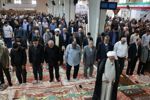 تصاویر/ اقامه نماز جمعه در مرند