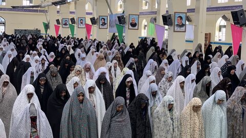 تصاویر/ اقامه نماز جمعه شهربابک