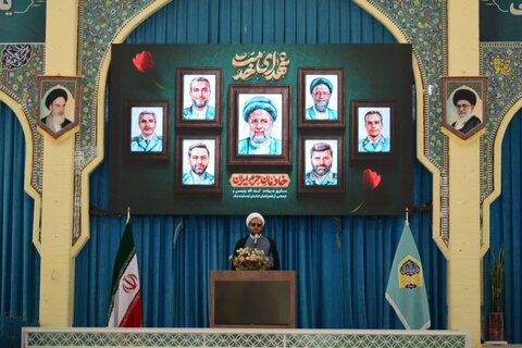 تصاویر/ اقامه نماز جمعه شهربابک