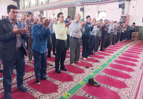 تصاویر/ اقامه نماز جمعه زنگی آباد