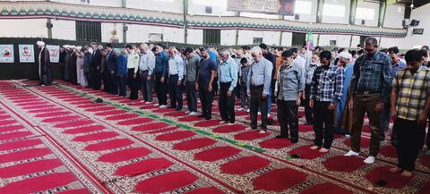 تصاویر/ اقامه نماز جمعه زنگی آباد