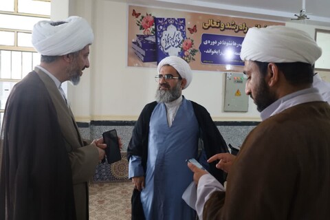 تصاویر/ بازدید معاون منابع انسانی و پشتیبانی حوزه‌های علمیه از مدرسه علمیه مولود کعبه جاسک