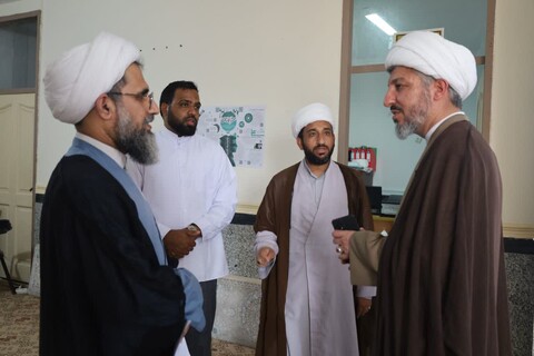 تصاویر/ بازدید معاون منابع انسانی و پشتیبانی حوزه‌های علمیه از مدرسه علمیه مولود کعبه جاسک