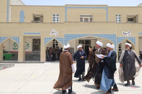 تصاویر/ بازدید معاون منابع انسانی و پشتیبانی حوزه‌های علمیه از مدرسه علمیه مولود کعبه جاسک