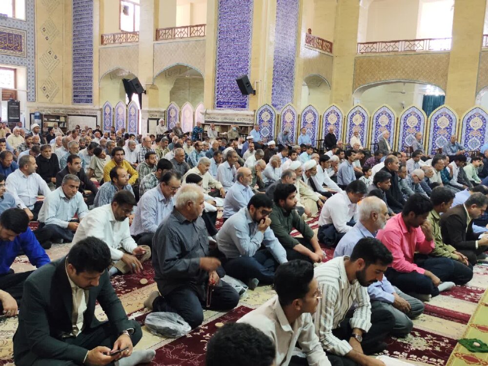 تصاویر/ اقامه نماز جمعه بم