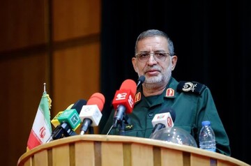 مطابق جنگ رسانه‌ای دشمن آرایش جنگی بگیریم/ تصویرسازی‌های غلط و دروغین دشمن را باید برهم بزنیم