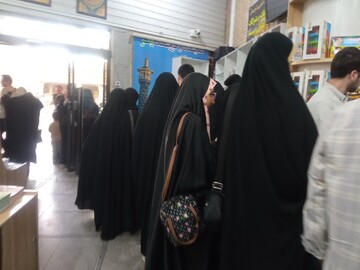 قم و جمکران، میعادگاه طلاب اراکی برای تجدید پیمان با شهدا