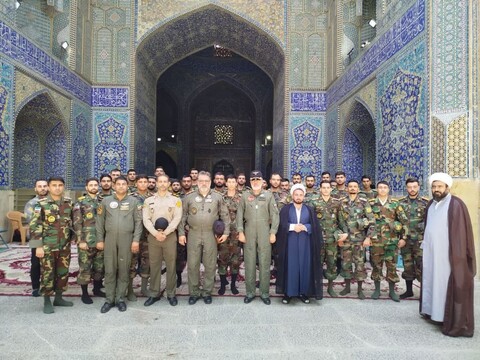 تصاویر|بازدید دانشجویان خلبانی و مهندسین پرواز از مدرسه علمیه امام صادق (ع) چهار باغ اصفهان