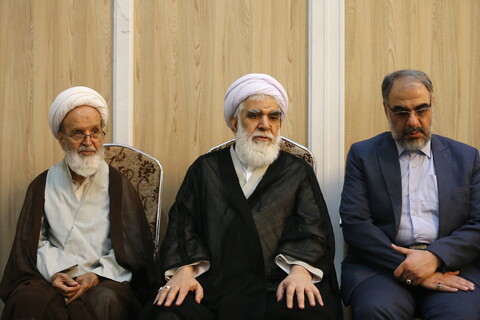 تصاویر/ مراسم بزرگداشت مرحوم حجت‌الاسلام نقده‌دوزان در قم