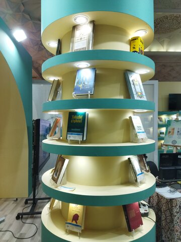 فعالیت های غرفه مرکز ساماندهی ترجمه و نشر معارف اسلامی و علوم انسانی در کانون توجه ناشران و مترجمان