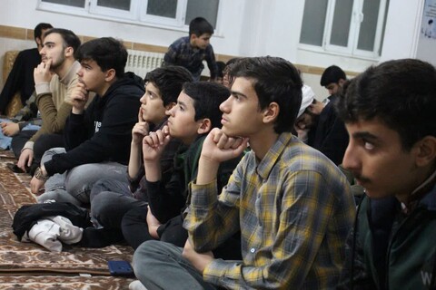 تصاویر/ هیئت هفتگی حوزه علمیه صاحب الزمان (عج)مرند