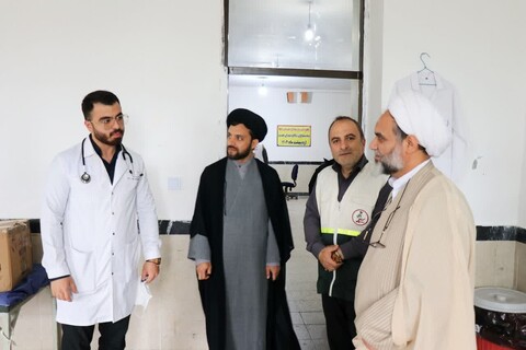 تصاویر | بازدید امام جمعه شهرستان جلفا از بیمارستان سیّار شهدای  شهرستان جلفا